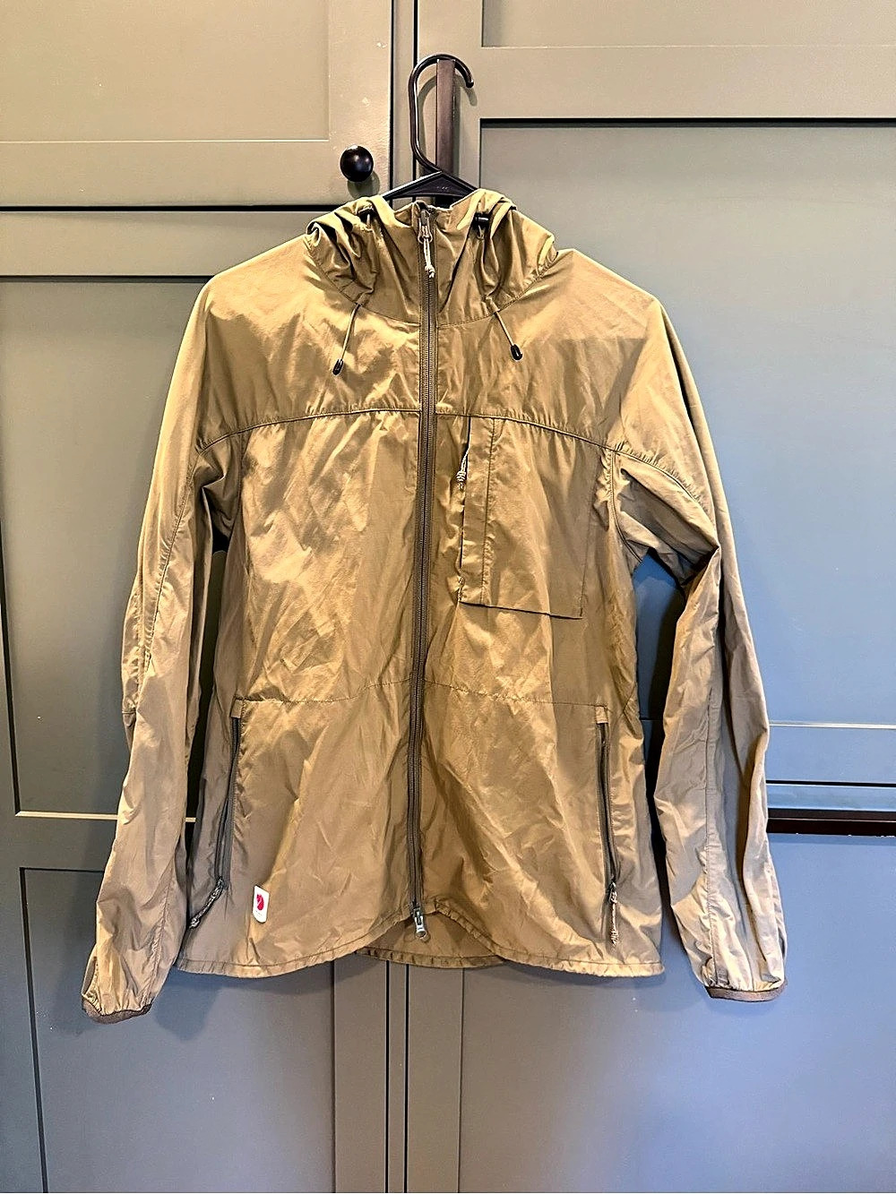 Fjallraven High Coast Wind Jacket- Olive Women's SM